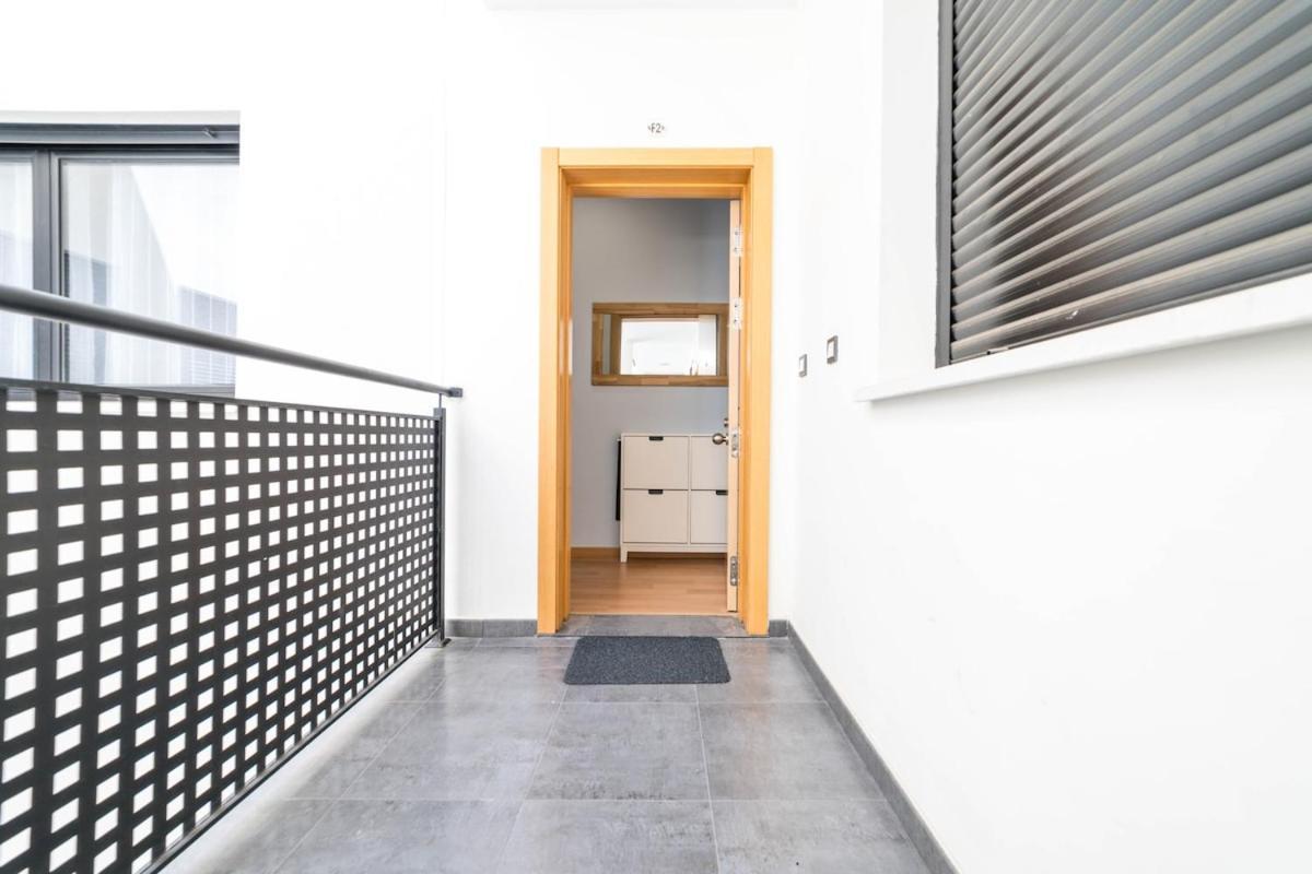 -Malagasunapts- Stylish City Centre Pool&Parking Exterior foto
